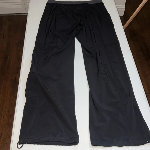 Athleta Double Time Allegro Pant Size 8 - Picture 4 of 9